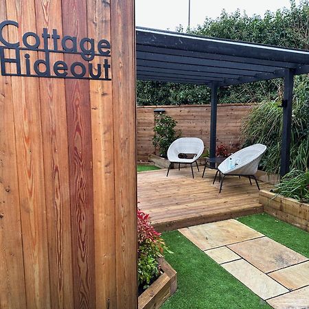 Upholland The Cottage Hideout מראה חיצוני תמונה