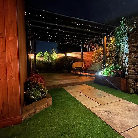 Upholland The Cottage Hideout מראה חיצוני תמונה